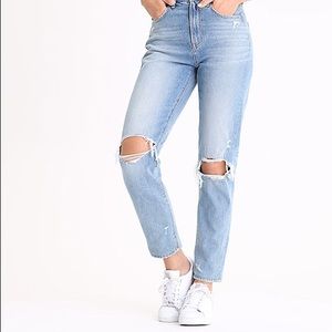 American Eagle Mom Jeans